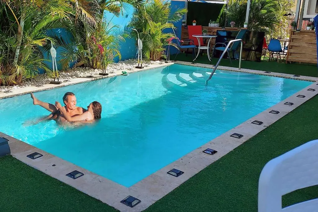 Lujosa Cabana Villa Don Coqui El Combate, Cabo Rojo Pool-Jacuzzi
